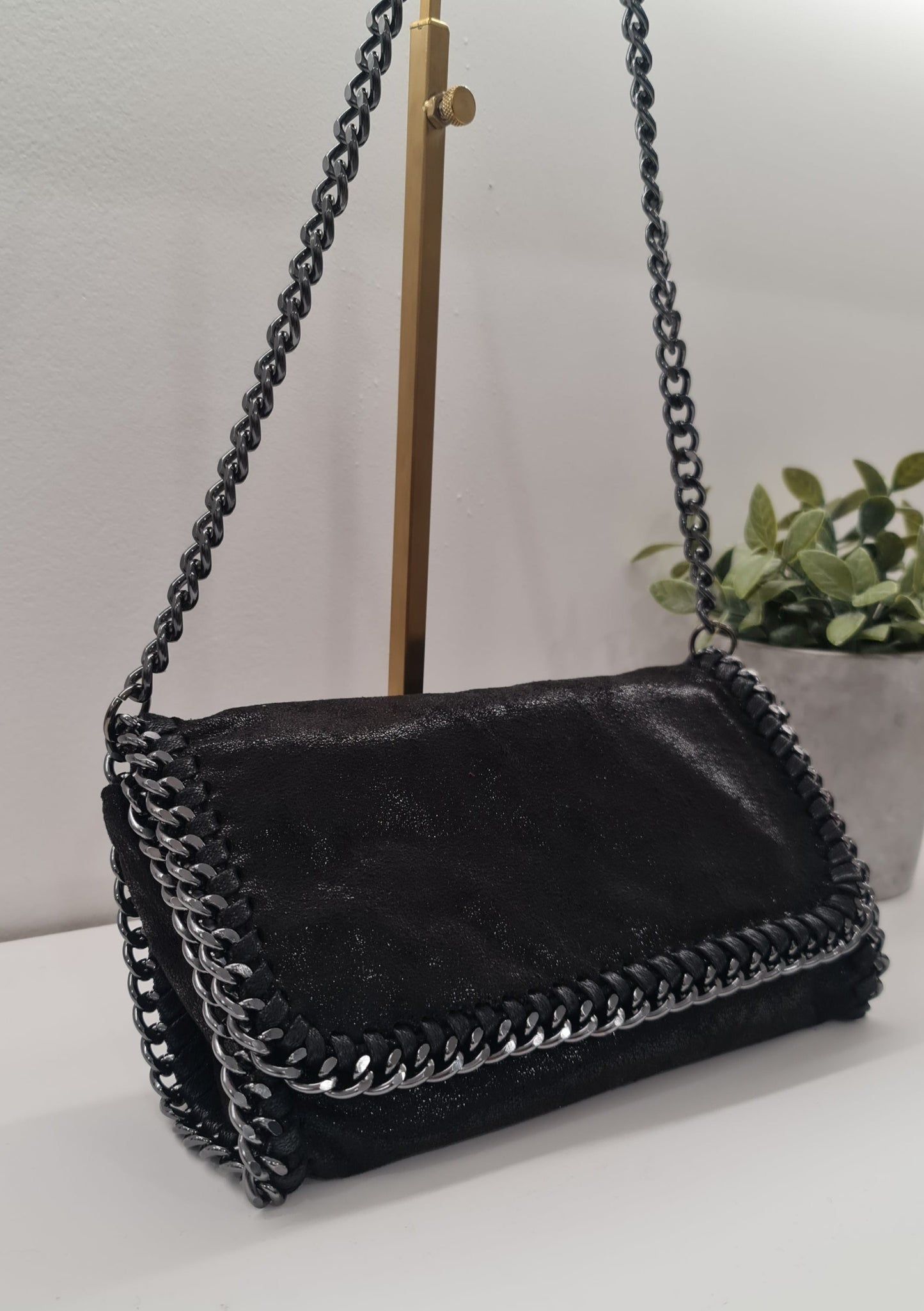 BOLSO METÁLICO NEGRO