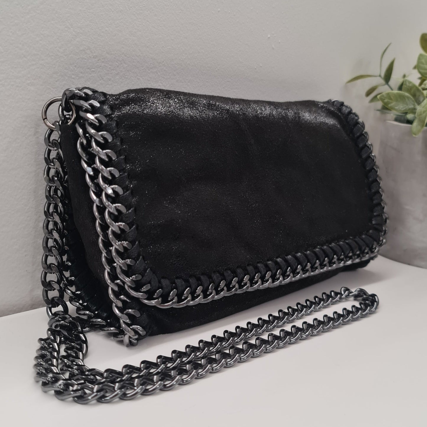 BOLSO METÁLICO NEGRO