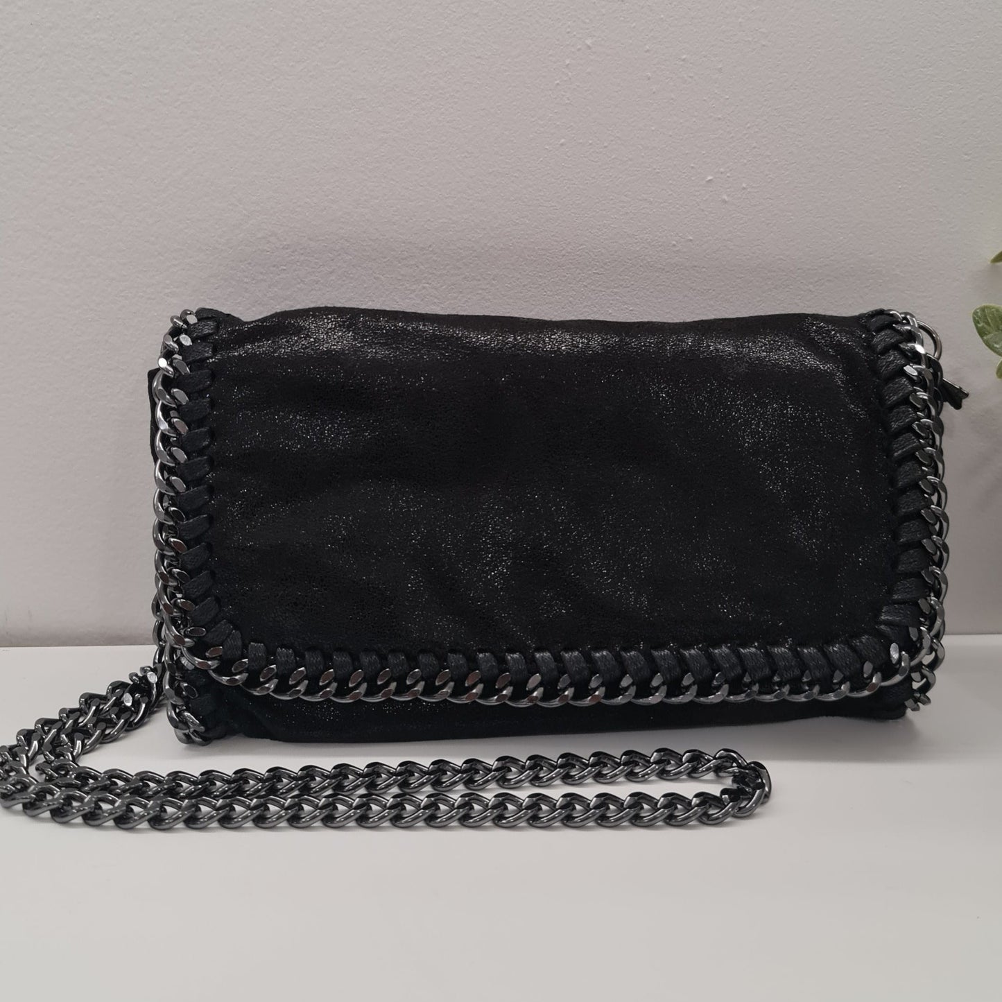 BOLSO METÁLICO NEGRO