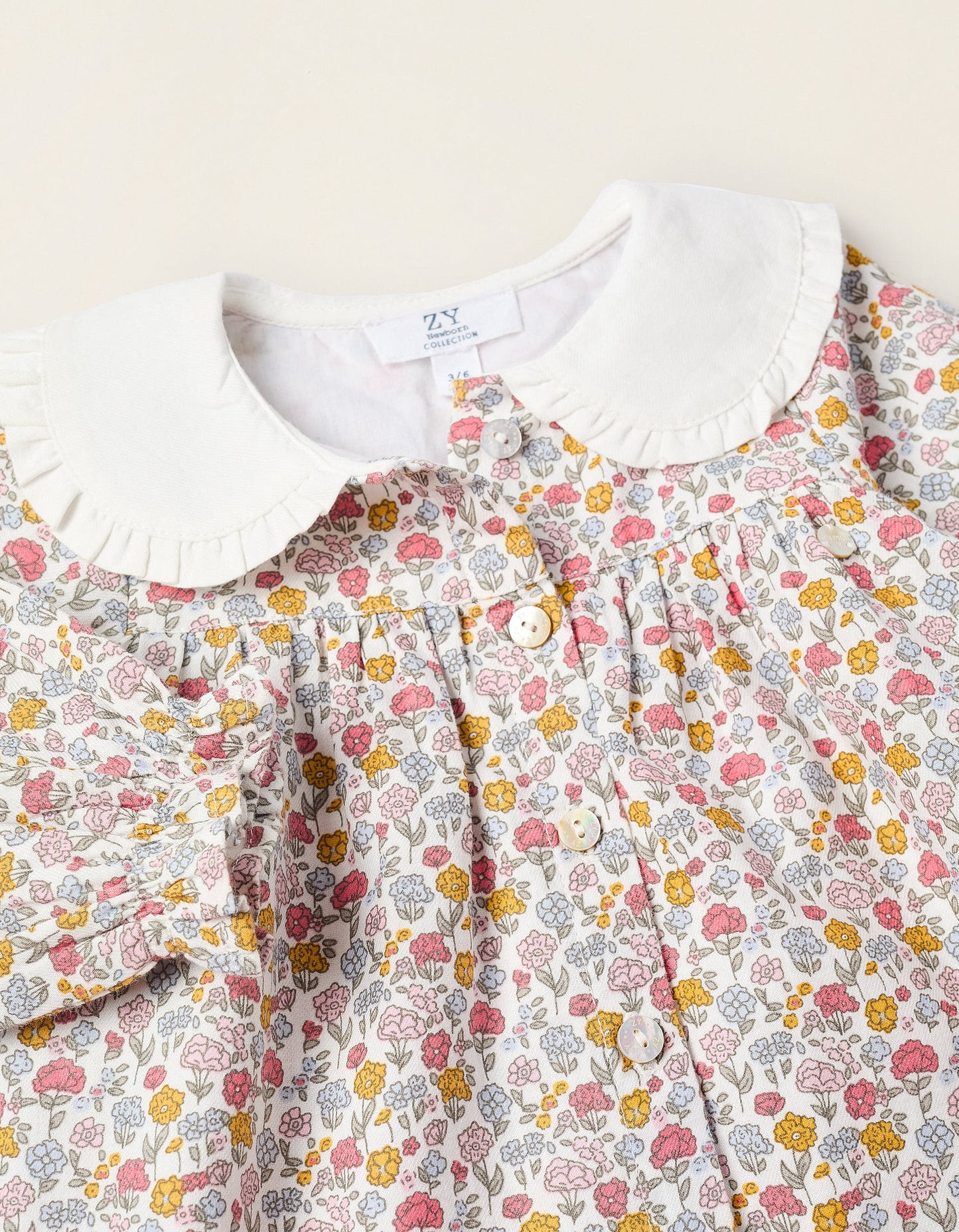 VESTIDO + CUBREPAÑAL FLORAL