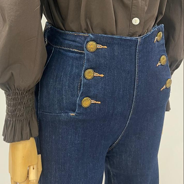 PANTALÓN BOTÓN DOBLE