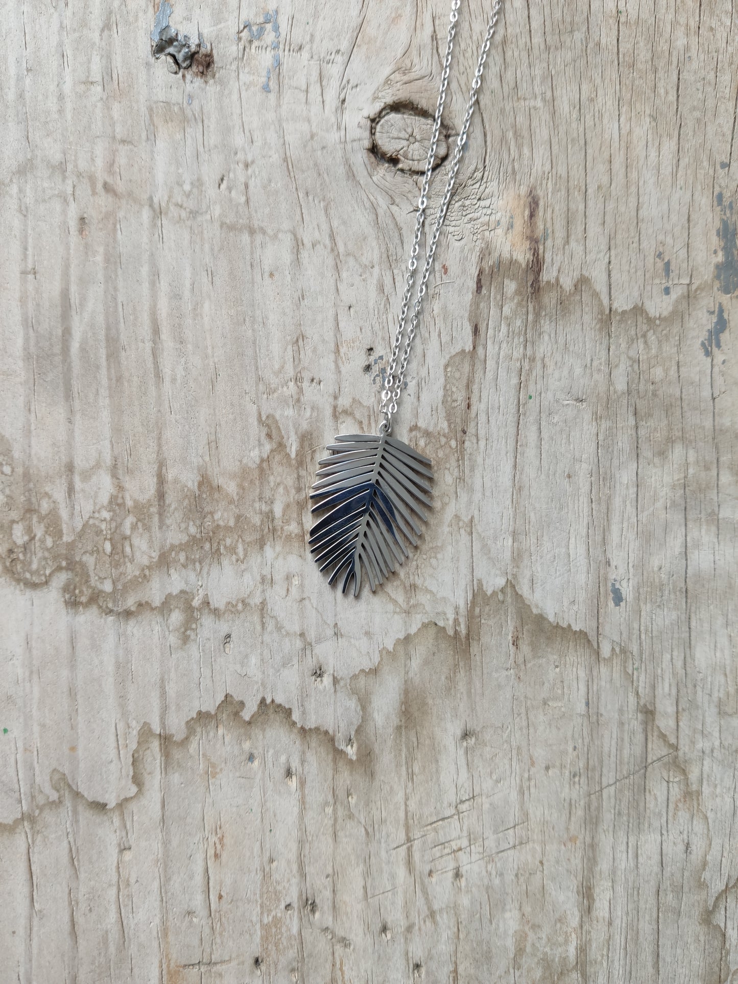COLLAR HOJA