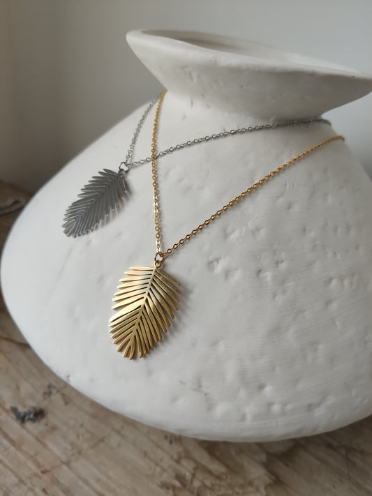 COLLAR HOJA
