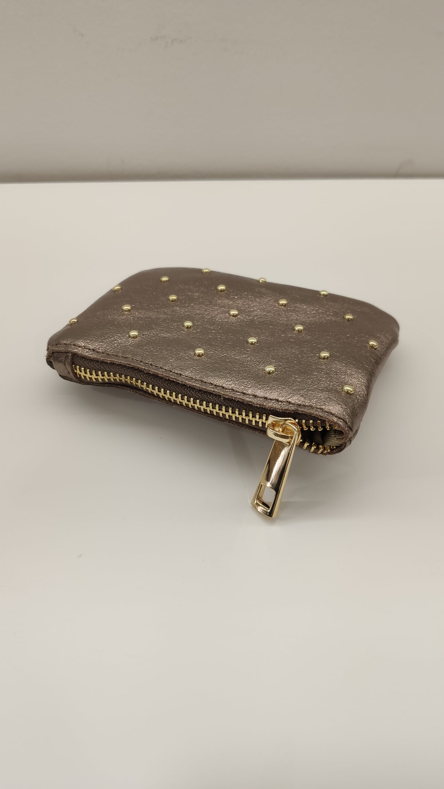 MONEDERO PIEL TACHAS