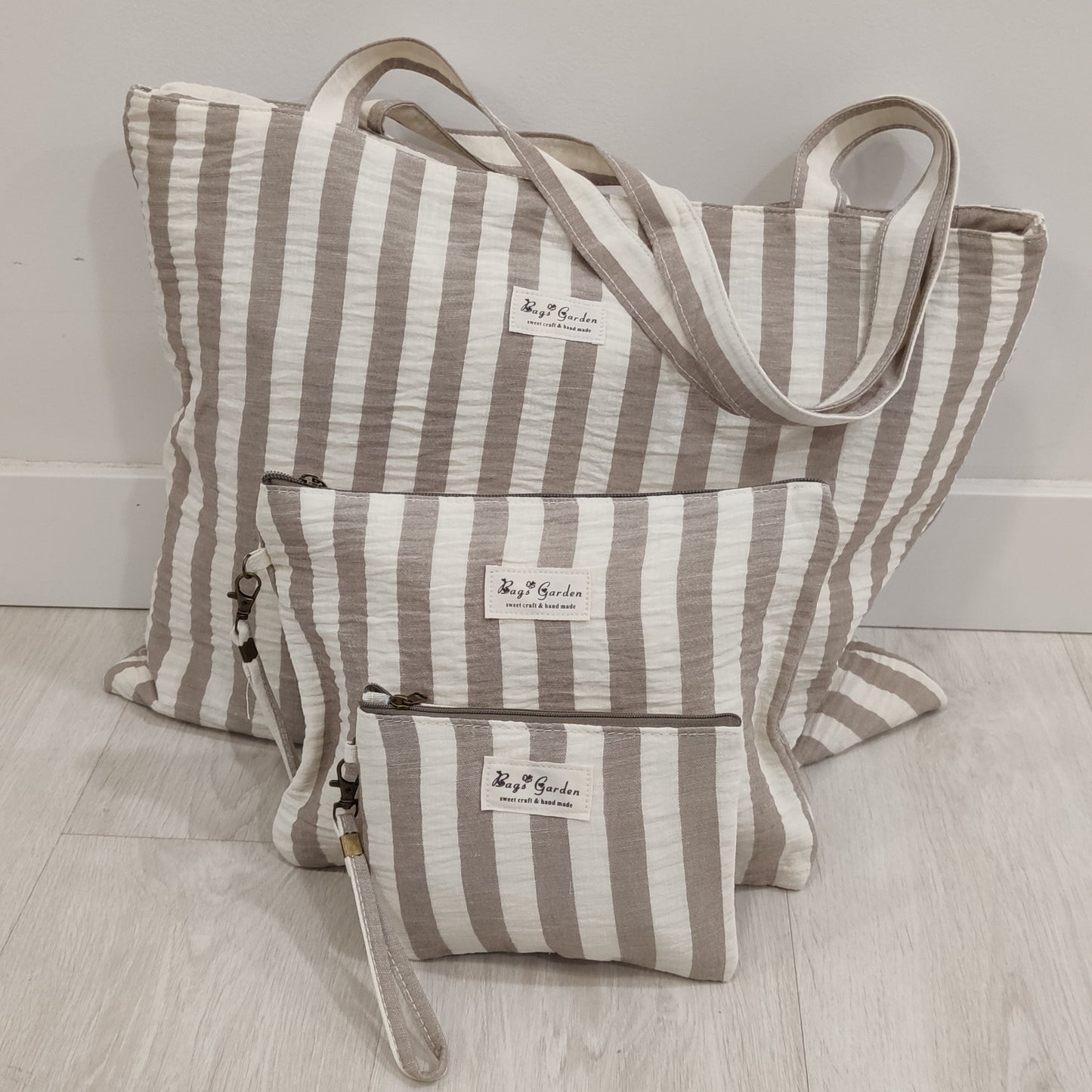 NECESER BEIGE