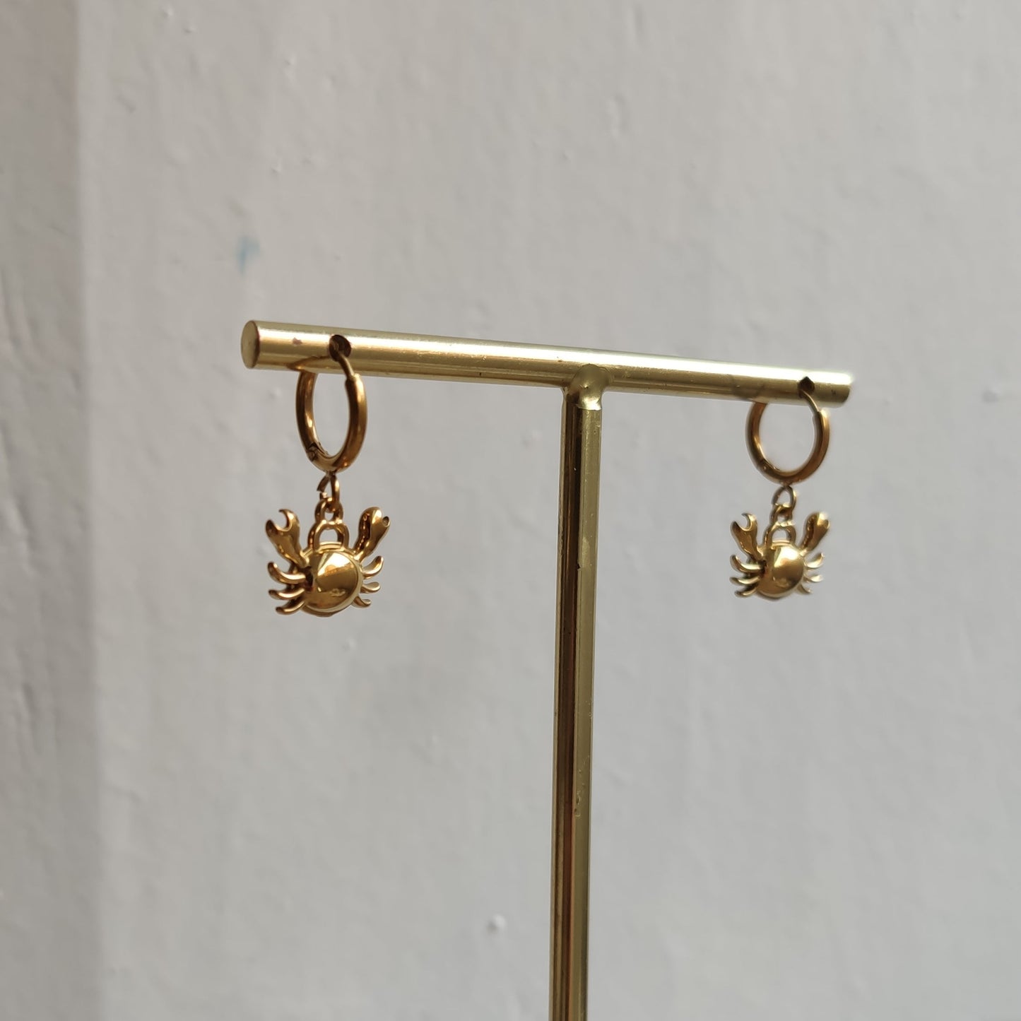 PENDIENTES CANGREJITO DORASO