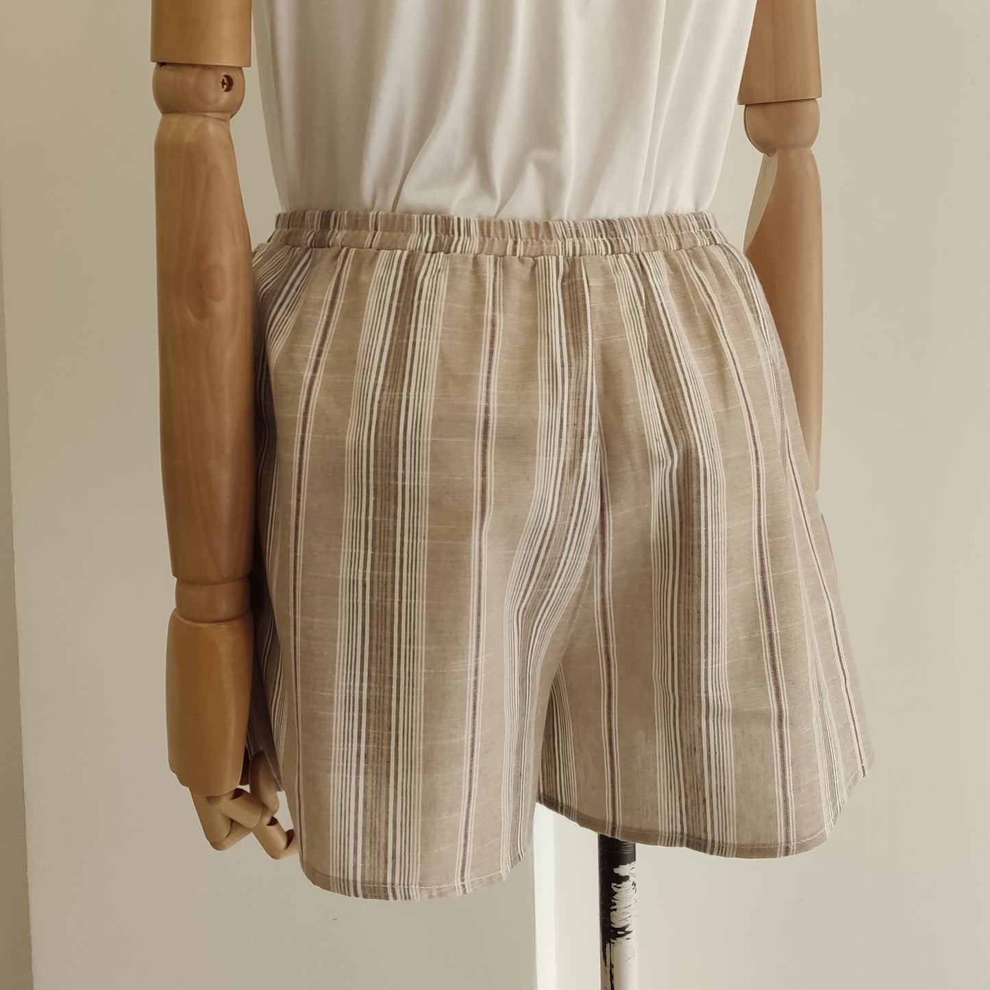 SHORT PALOMA TIERRA