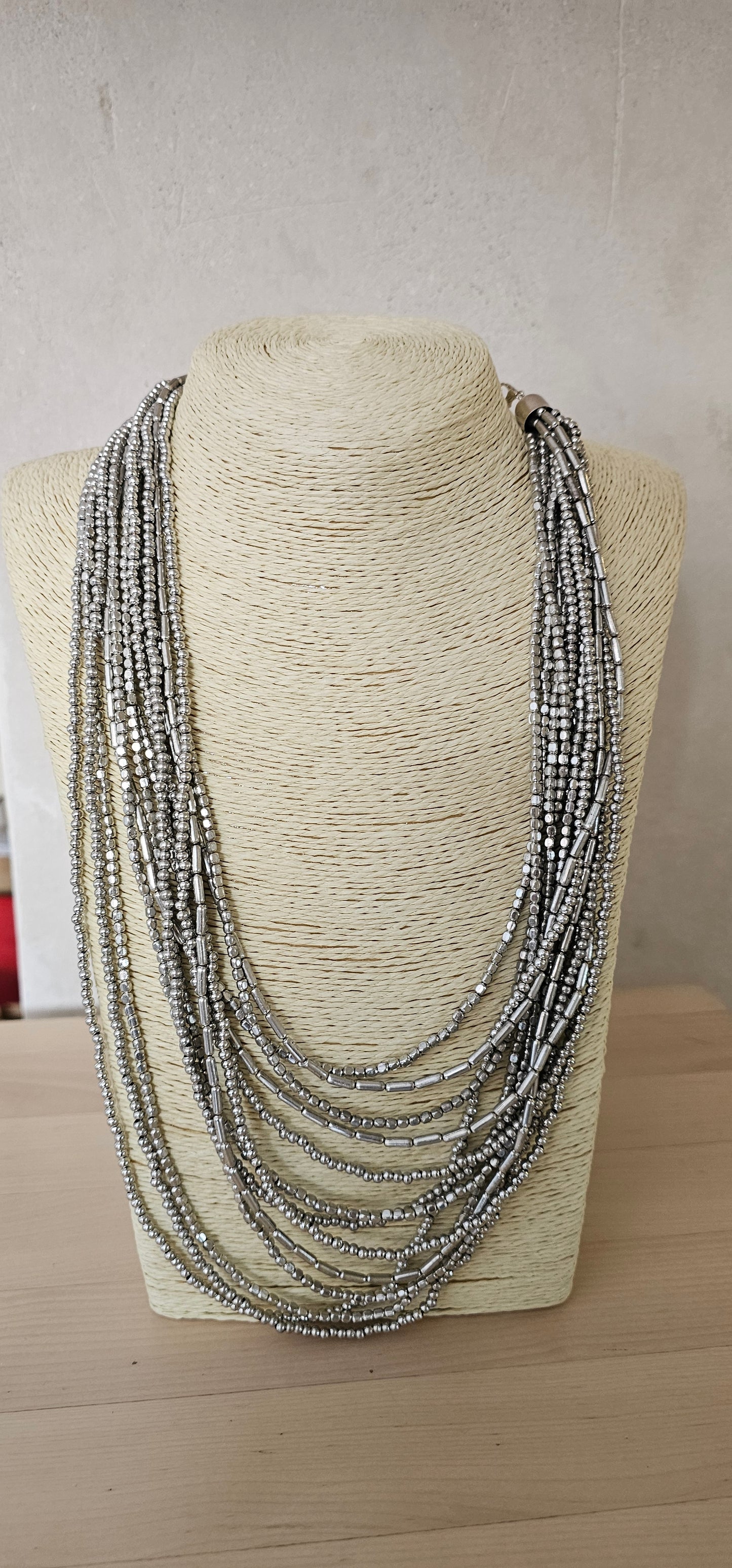 COLLAR PLATA