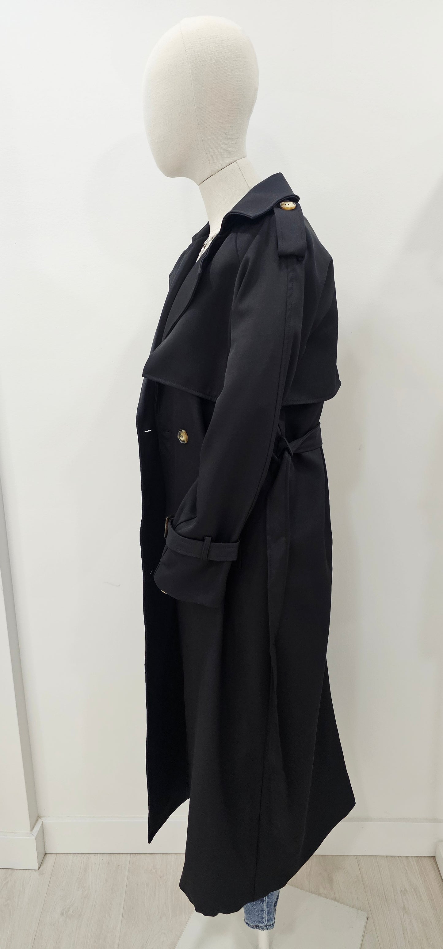 GABARDINA NEGRO