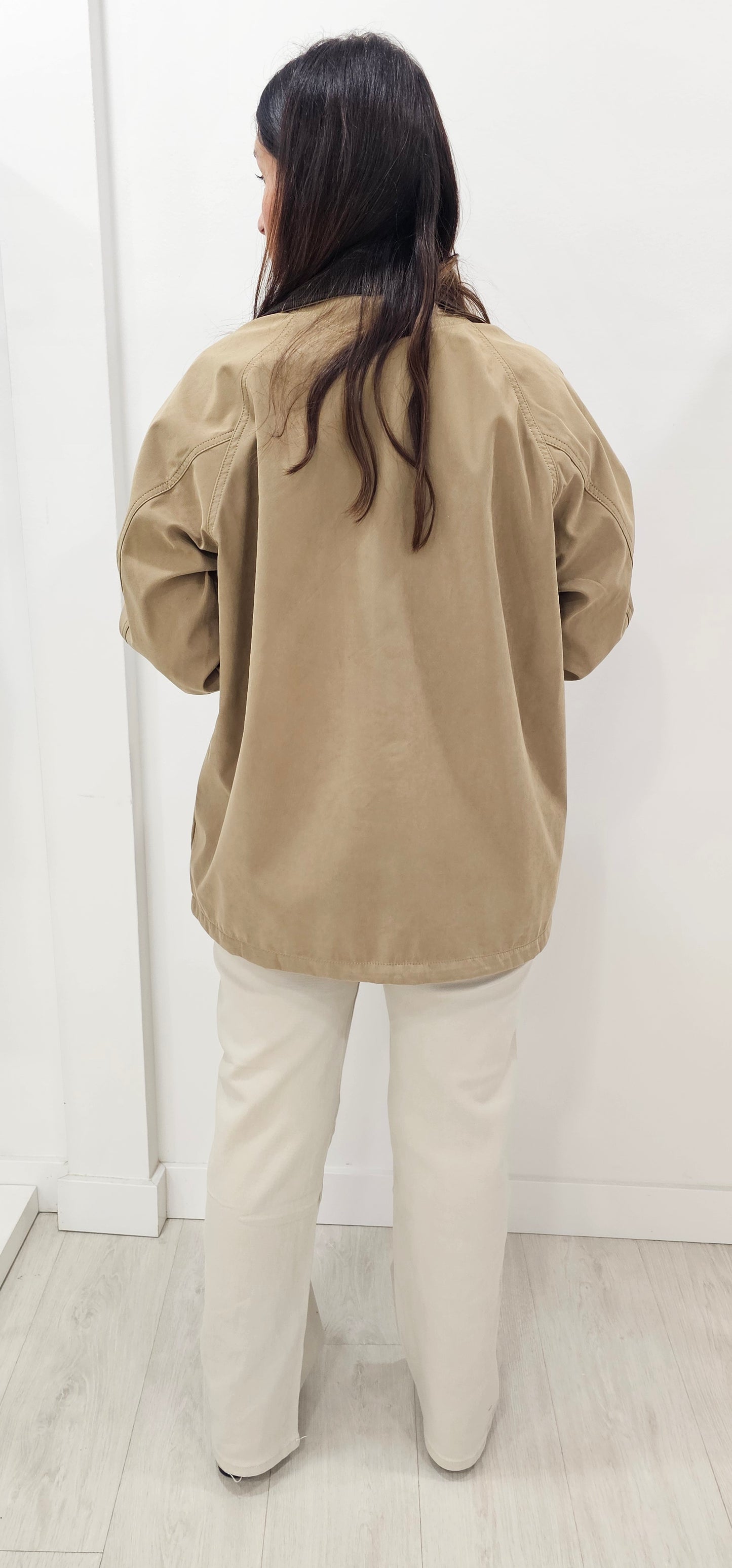 CHAQUETA NIKA
