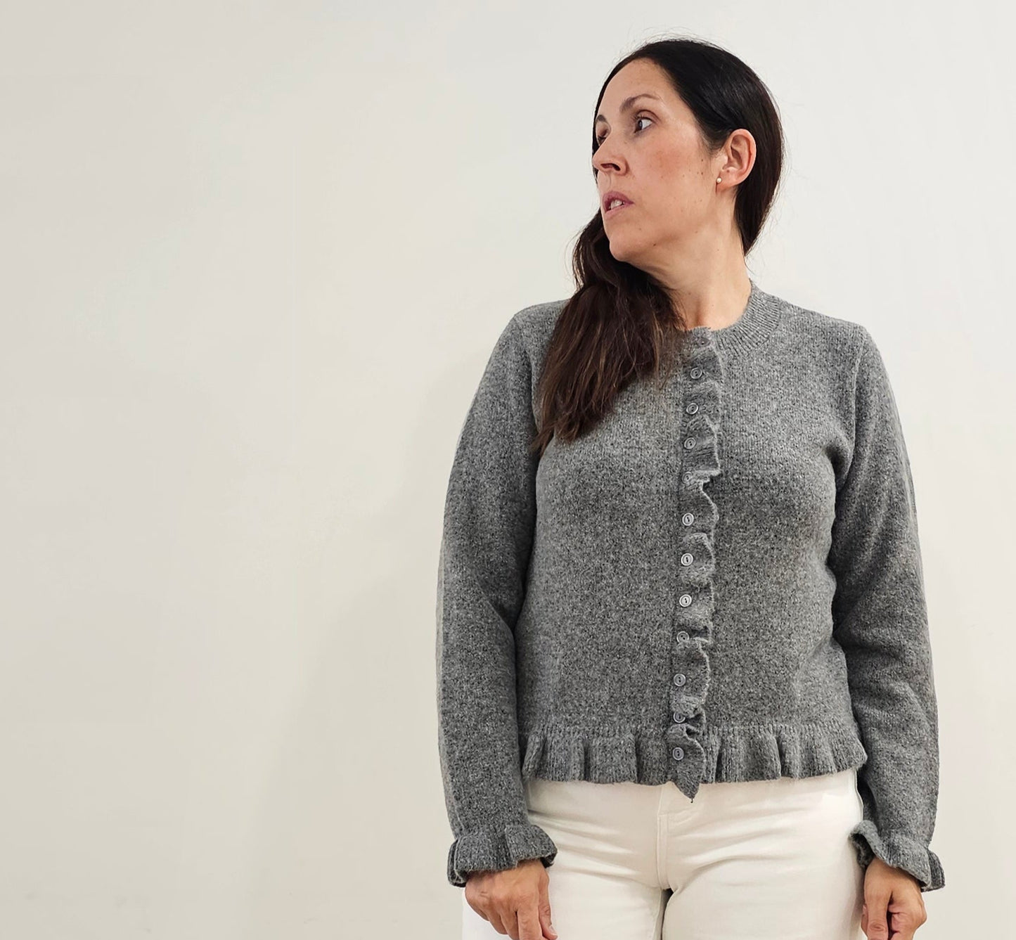 REBECA VOLANTES GRIS