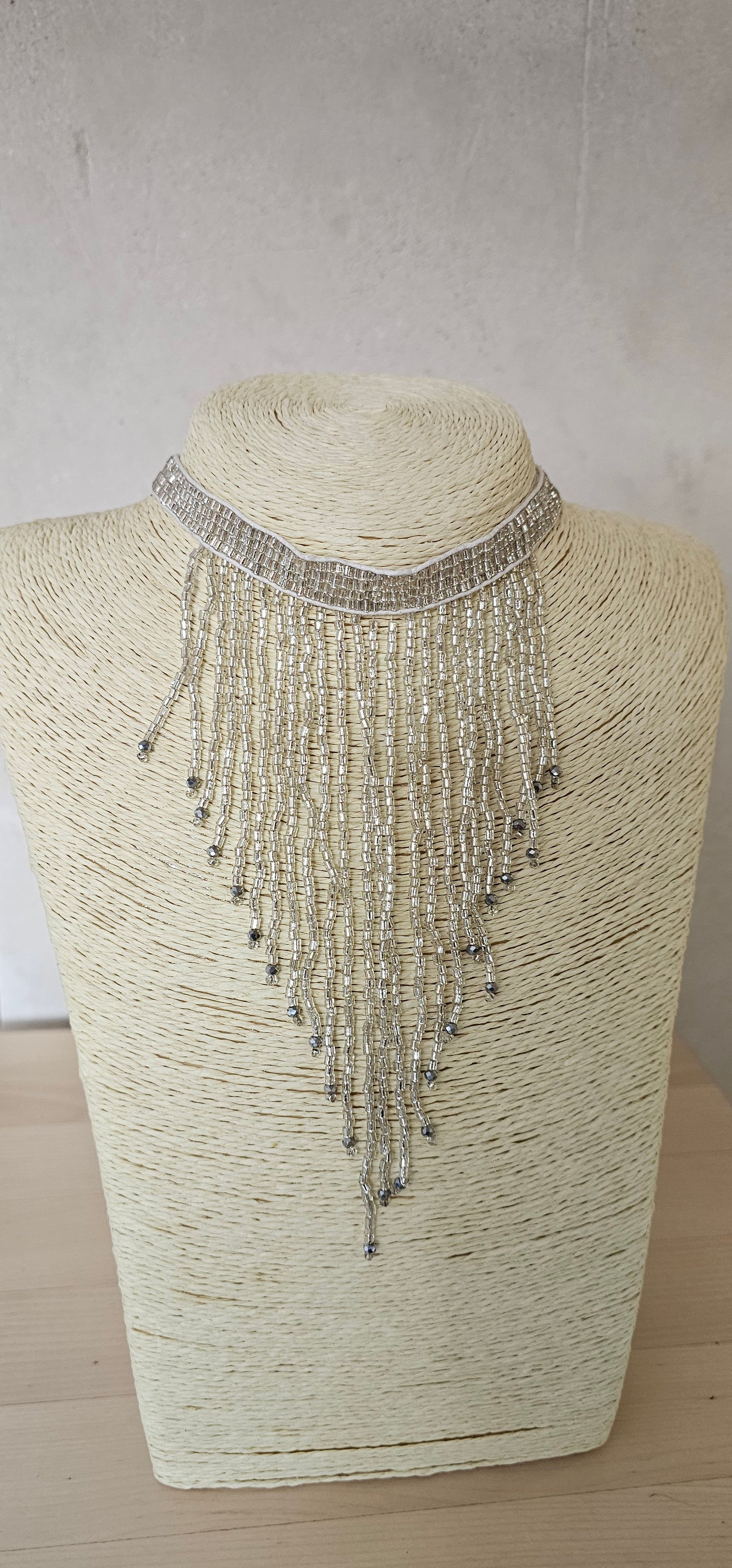 COLLAR