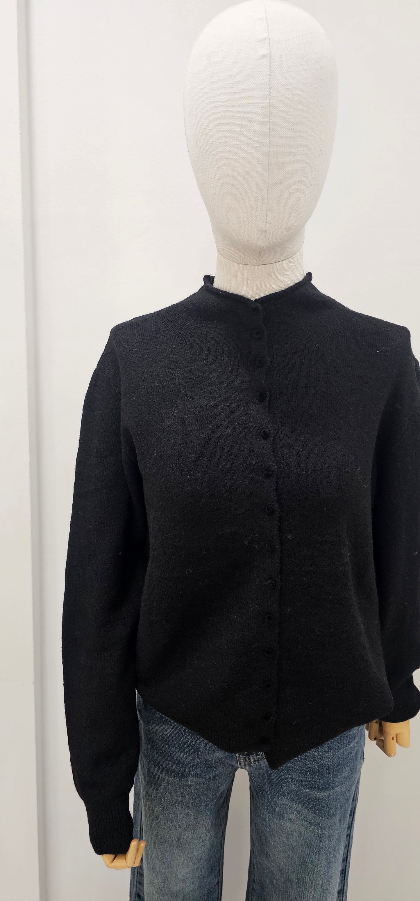 JERSEY BOTÓN NEGRO