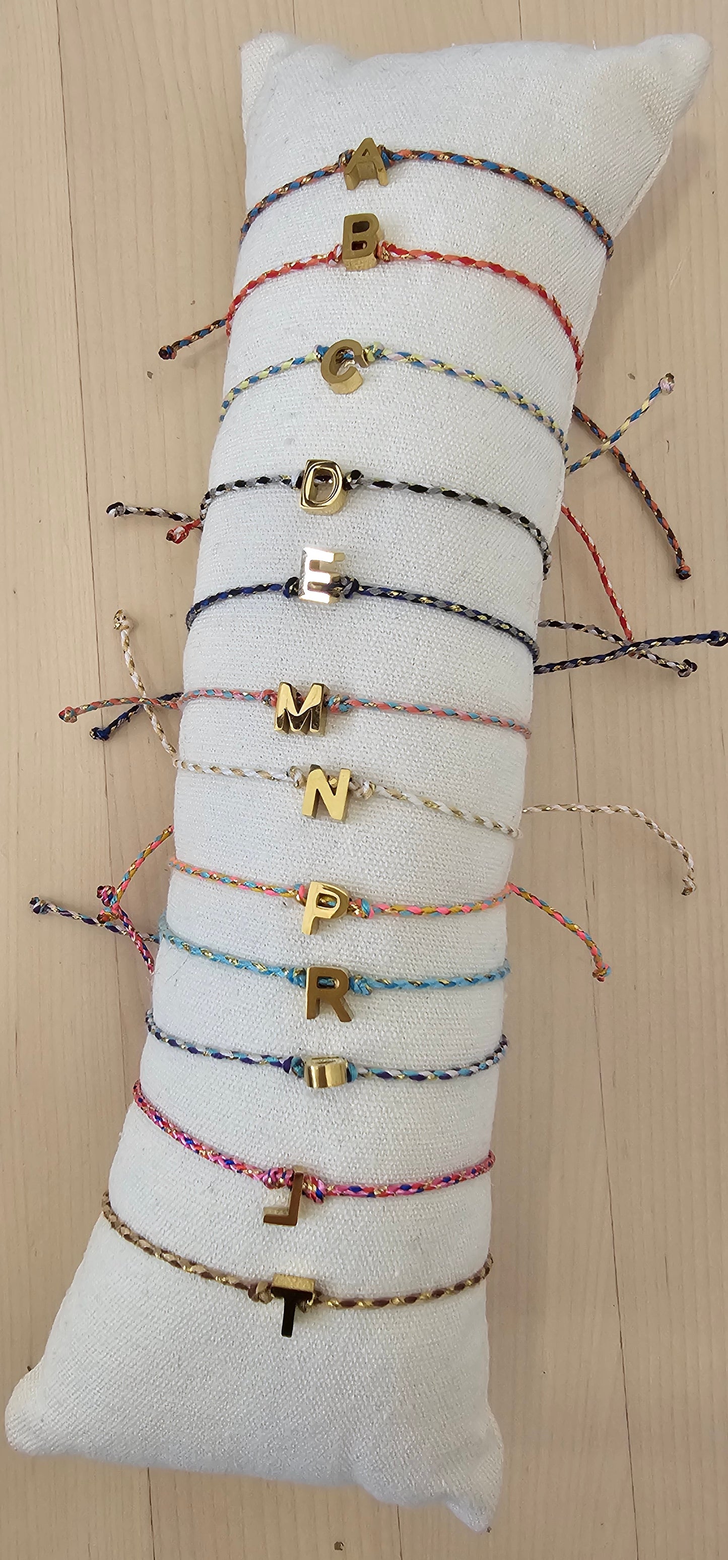 PULSERA INICIAL CUERDA