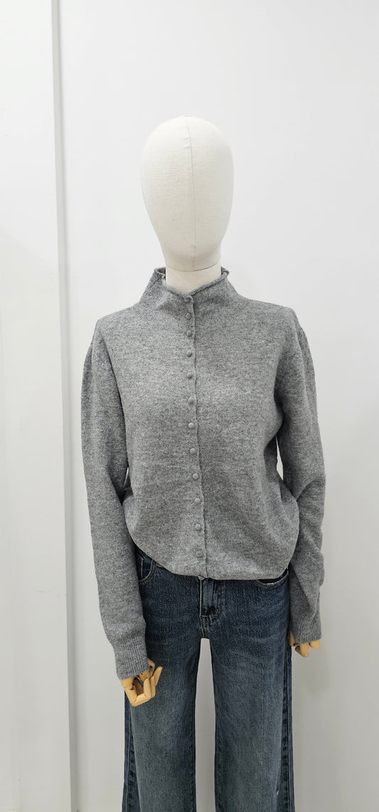 JERSEY BOTÓN GRIS