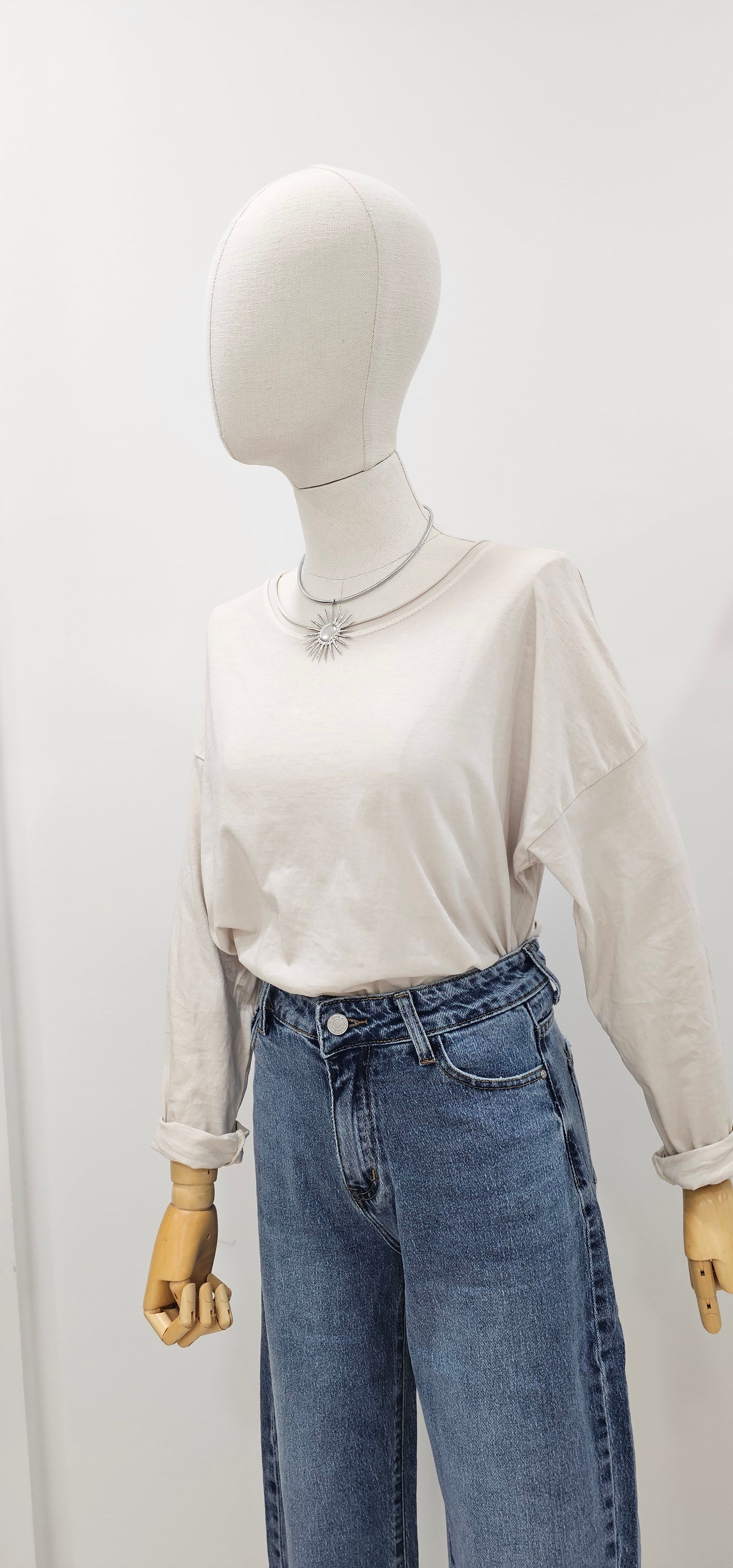 CAMISETA BÁSICA BEIGE