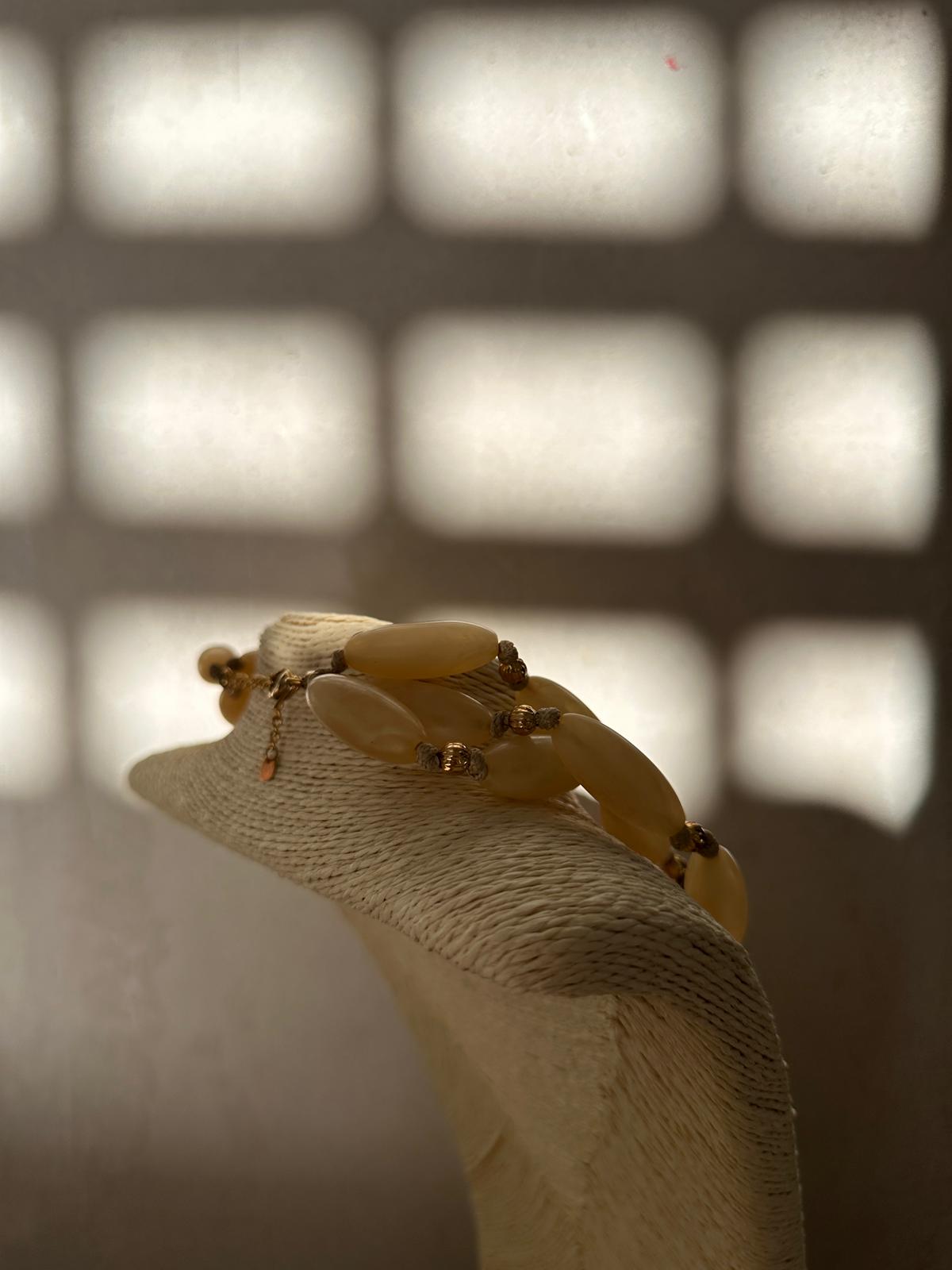 COLLAR