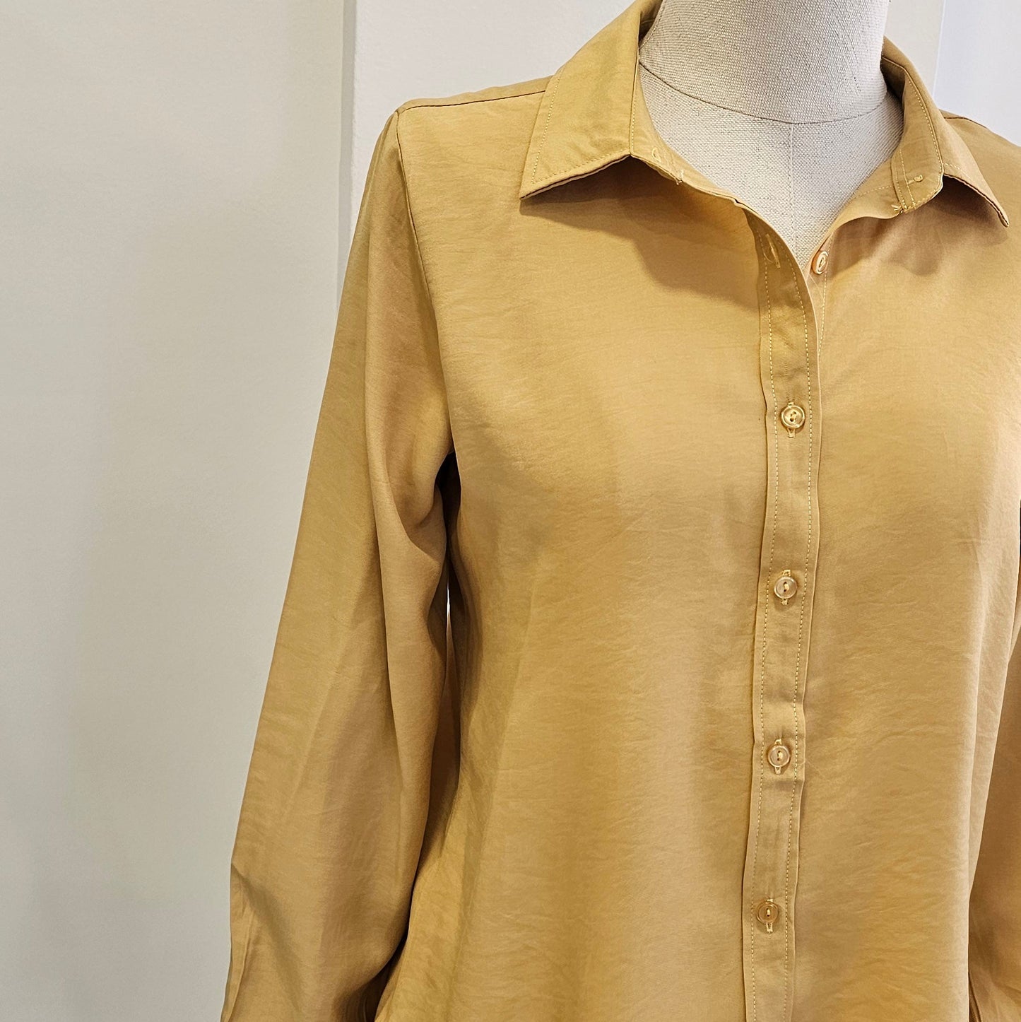 CAMISA OCRE