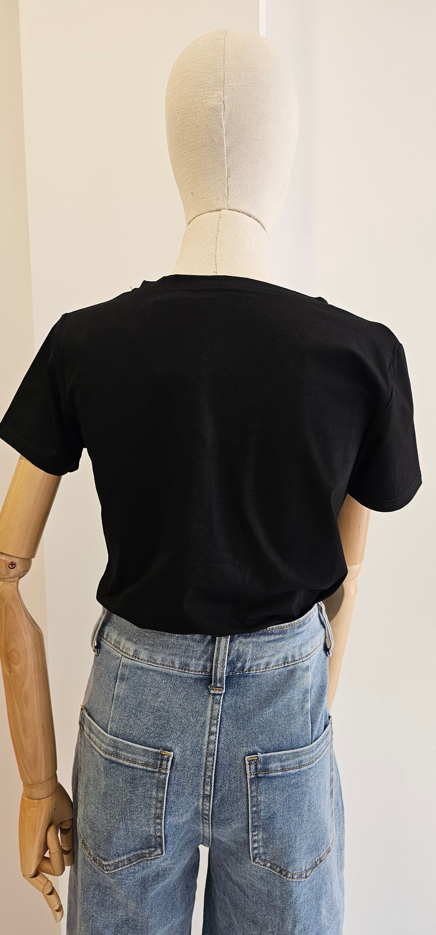 CAMISETA BÁSICA