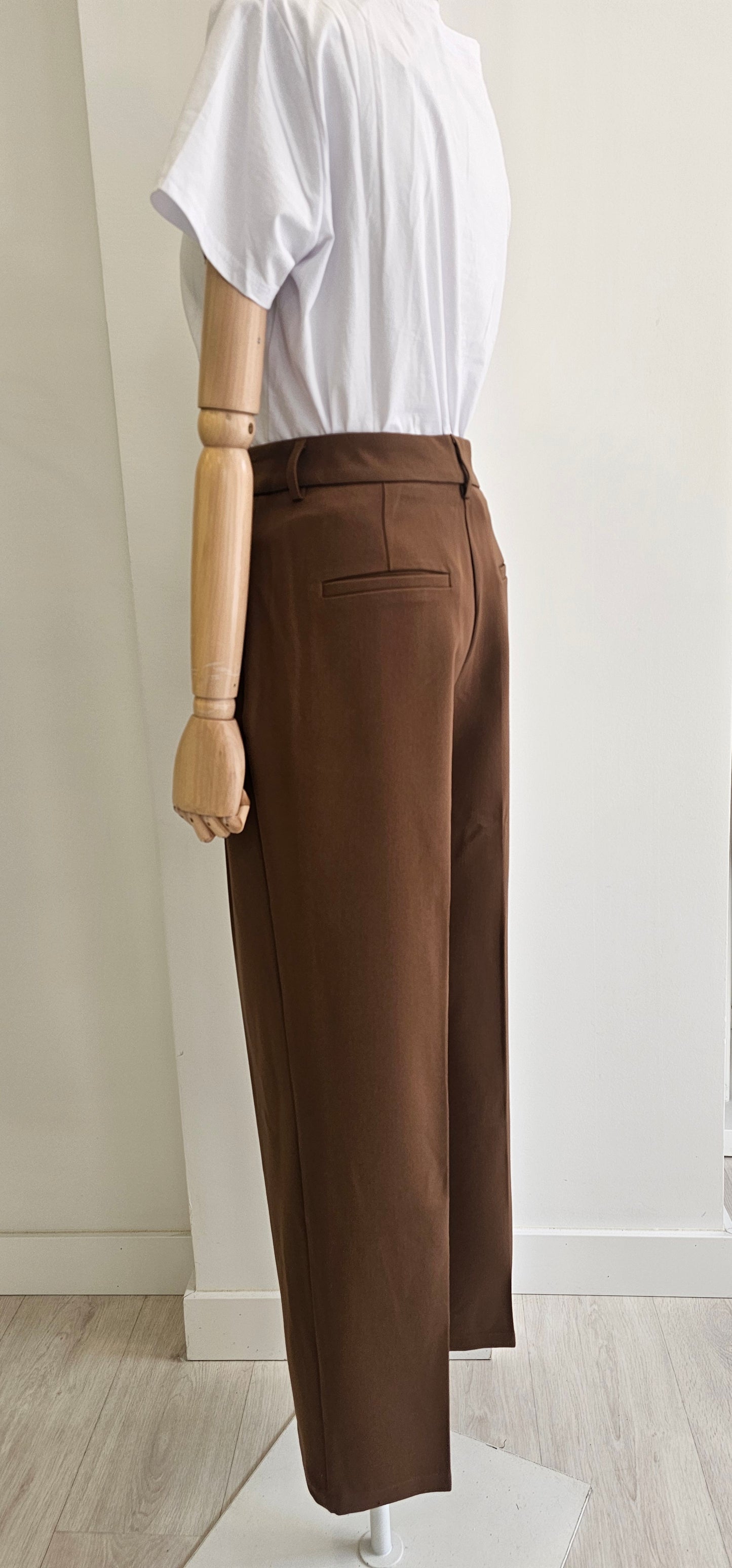 PANTALÓN AVELLANA