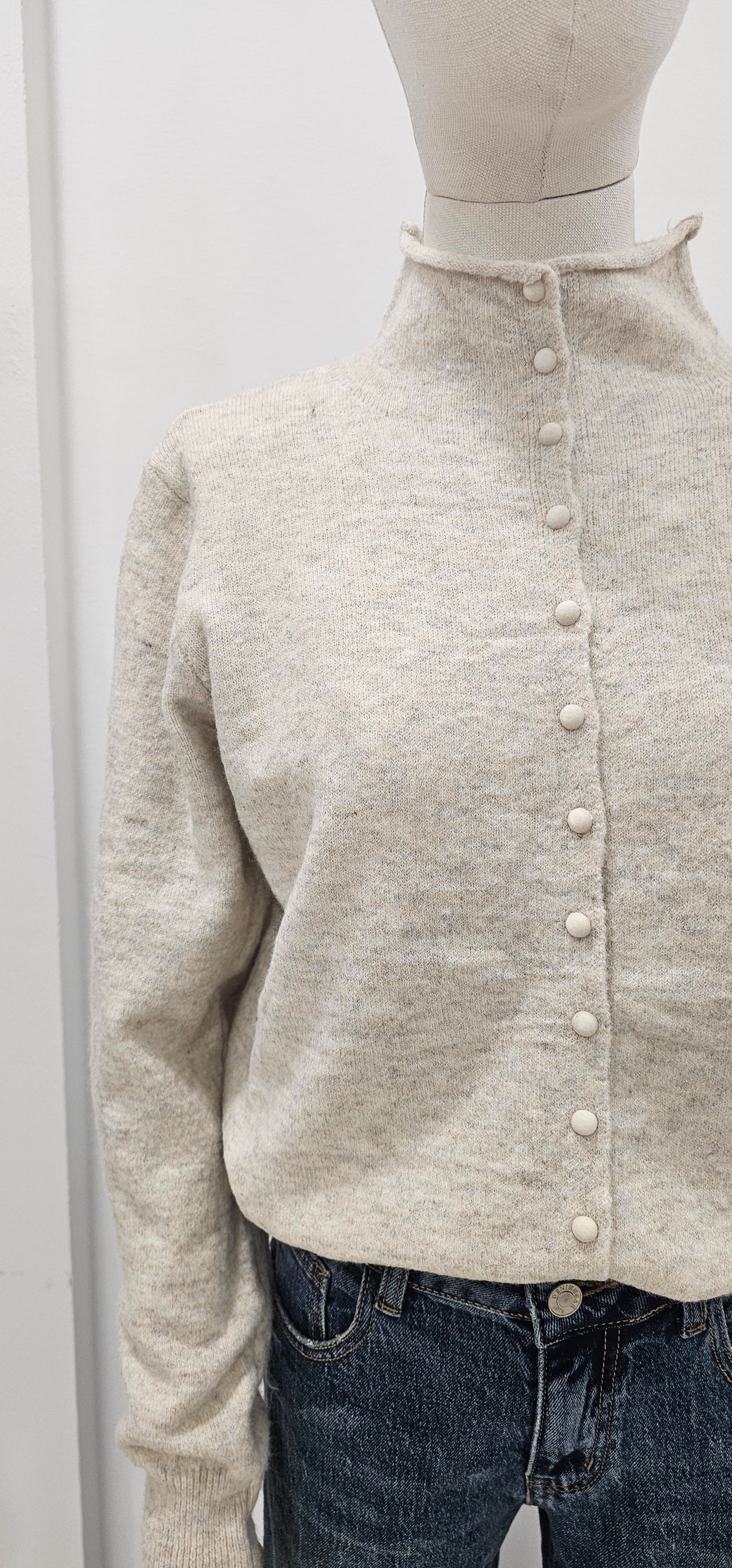 JERSEY BOTÓN BEIGE