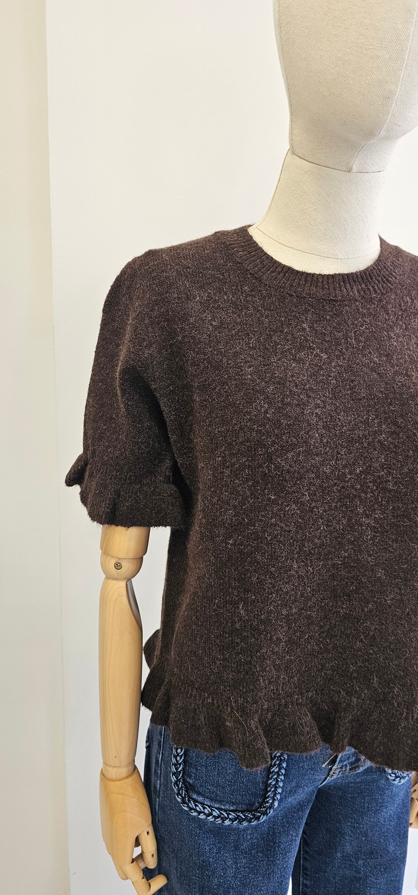 JERSEY VOLANTE MARRÓN