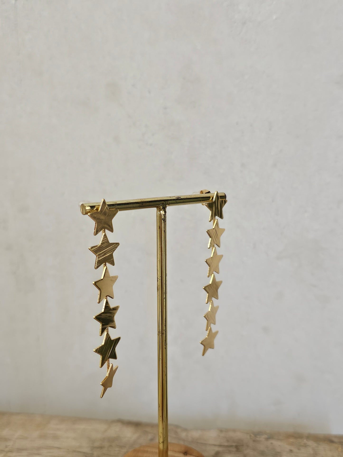 PENDIENTE ESTRELLA DORADA