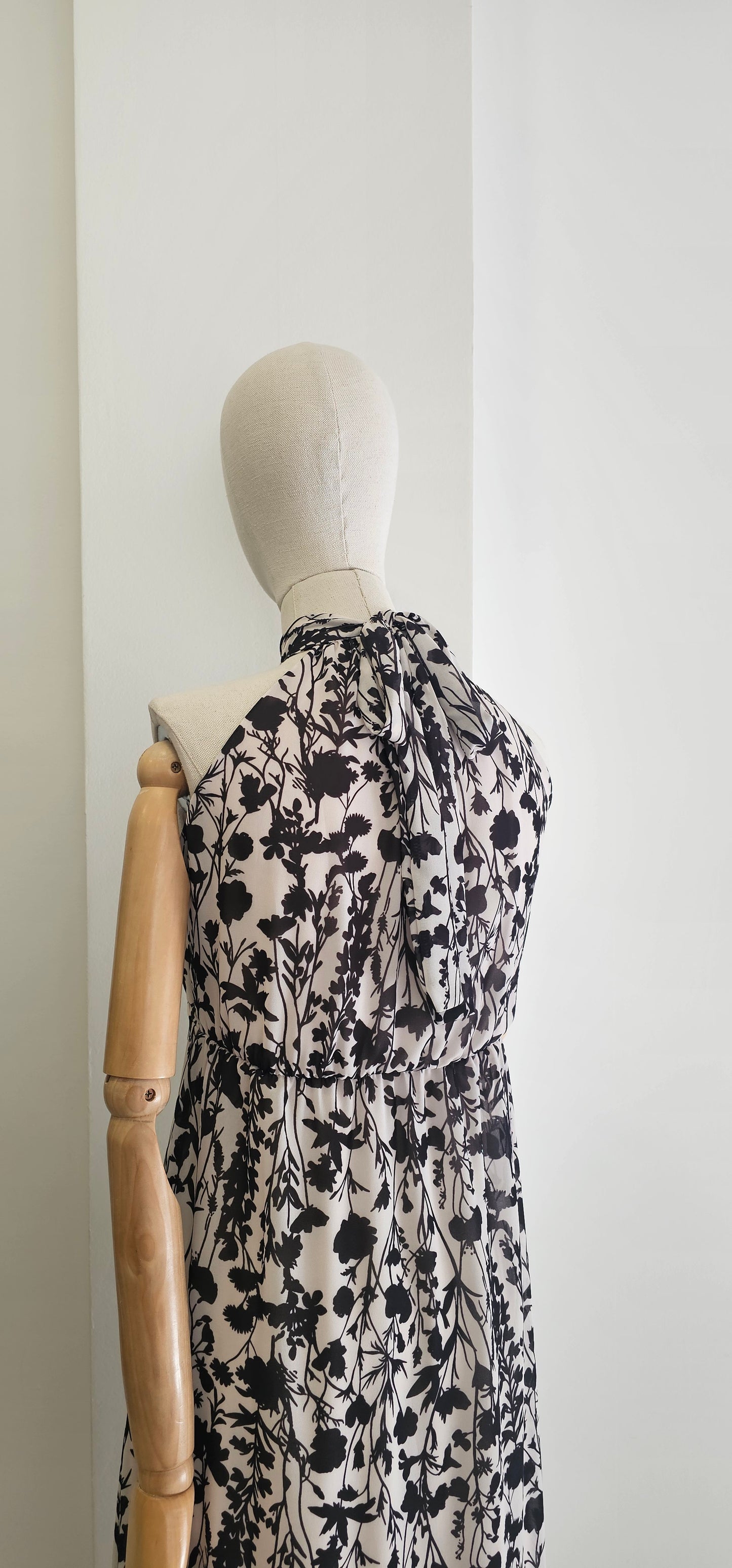VESTIDO MARÍA BEIGE