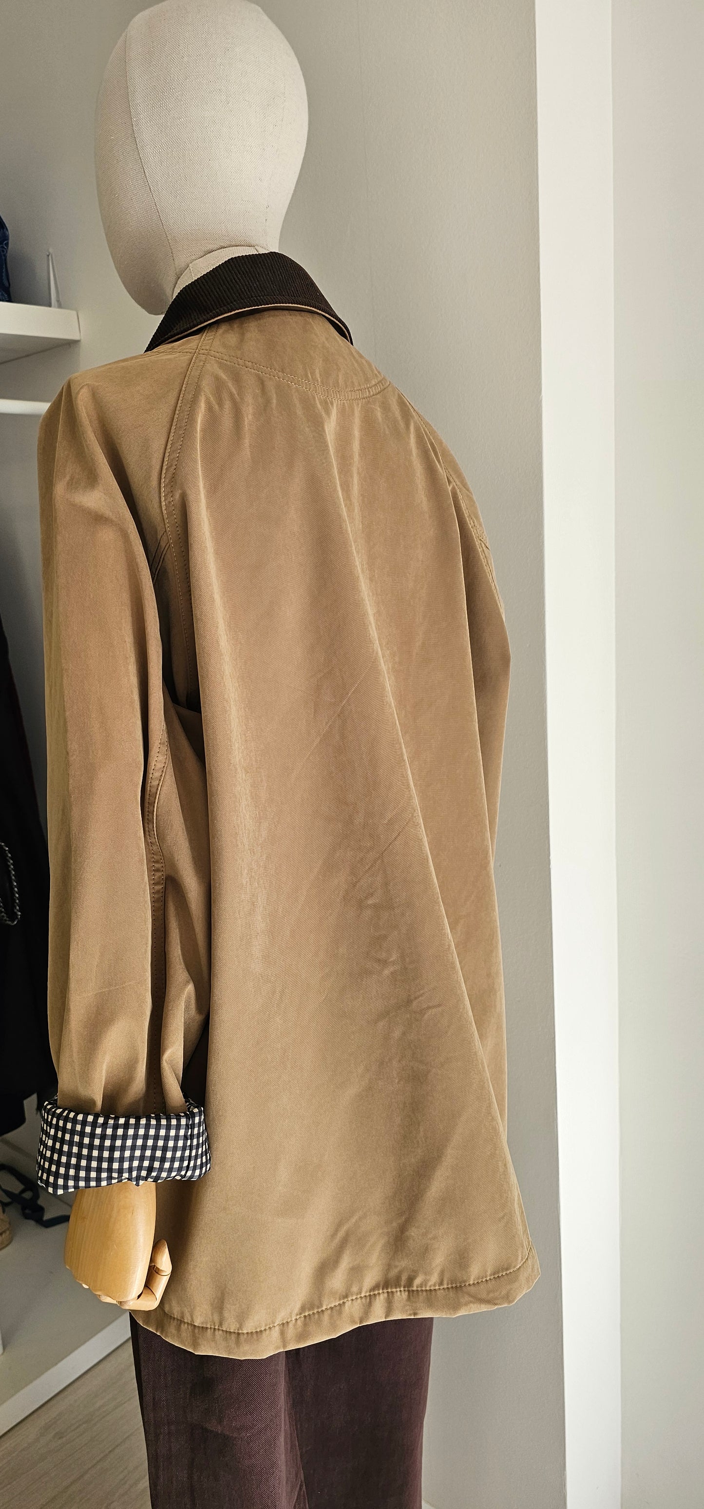 CHAQUETA NIKA