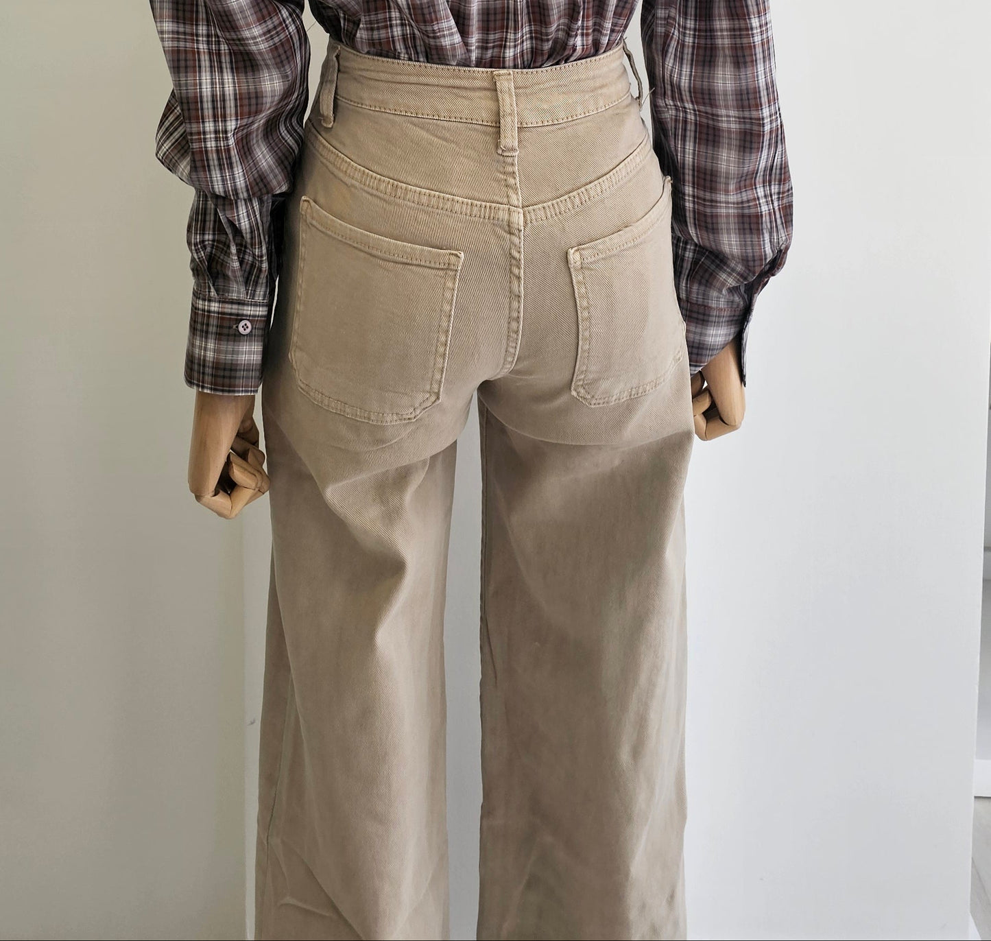 PANTALÓN BEIG TRENZADO