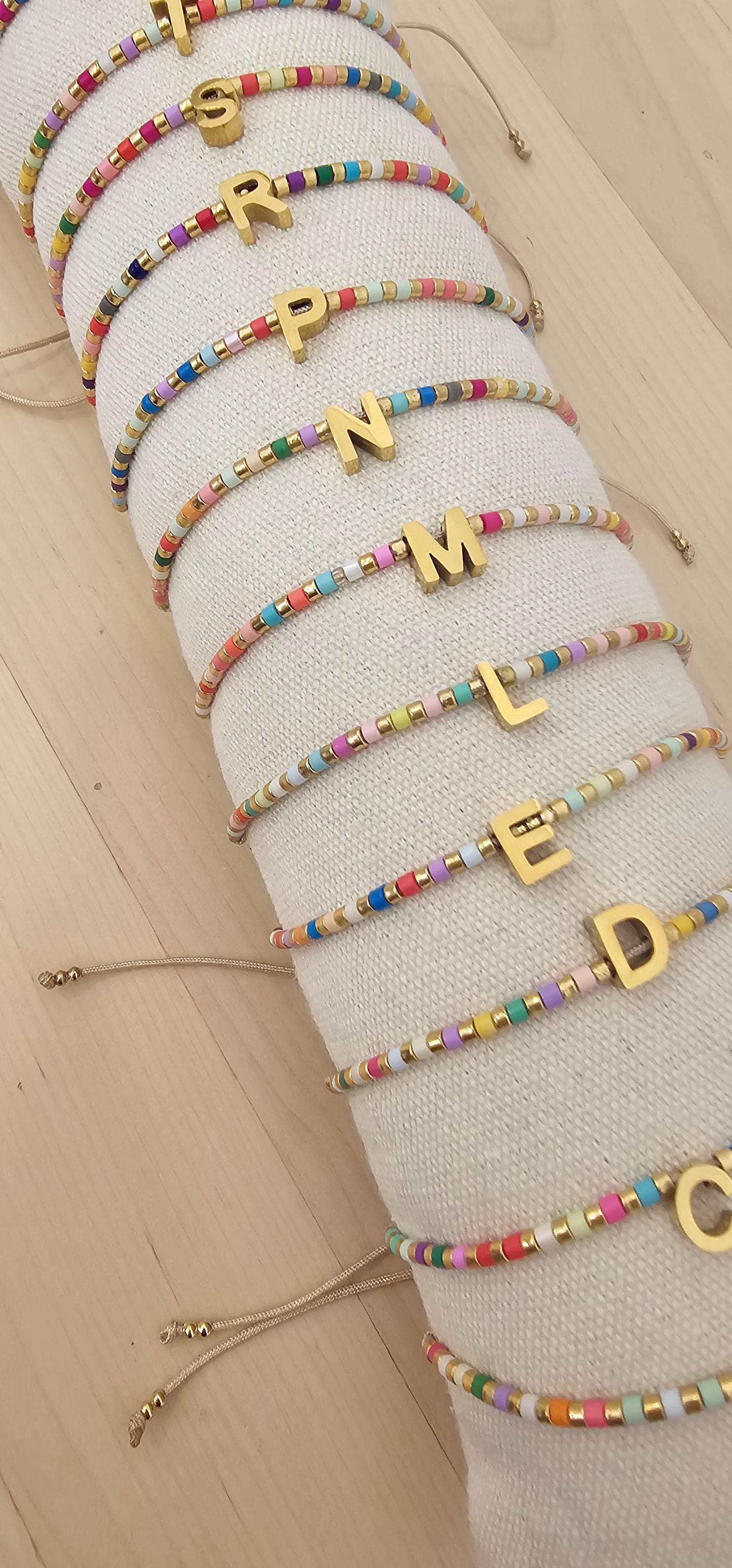 PULSERA INICIAL