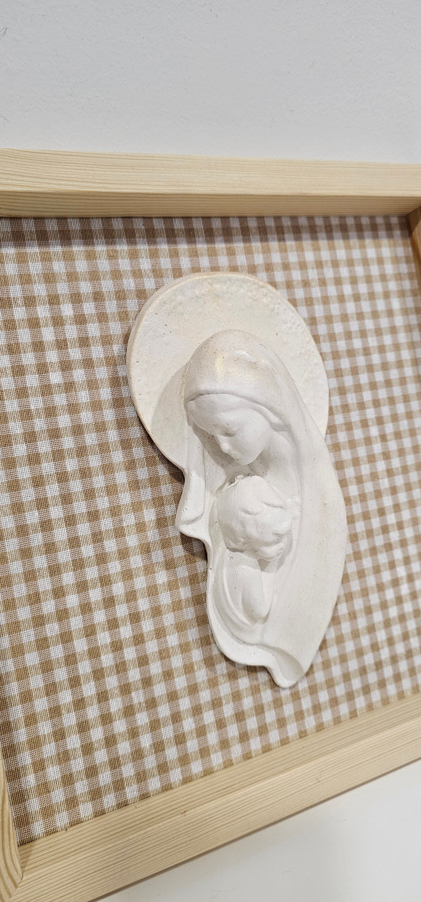 VIRGEN CON NIÑO VICHY