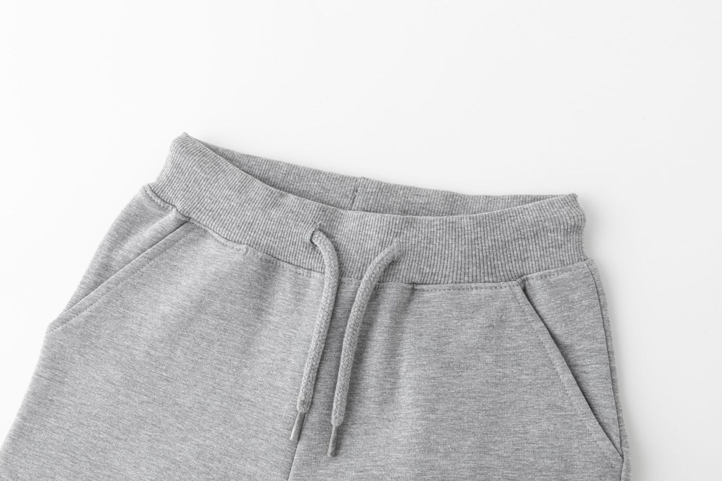 PANTALÓN DEPORTIVO GRIS