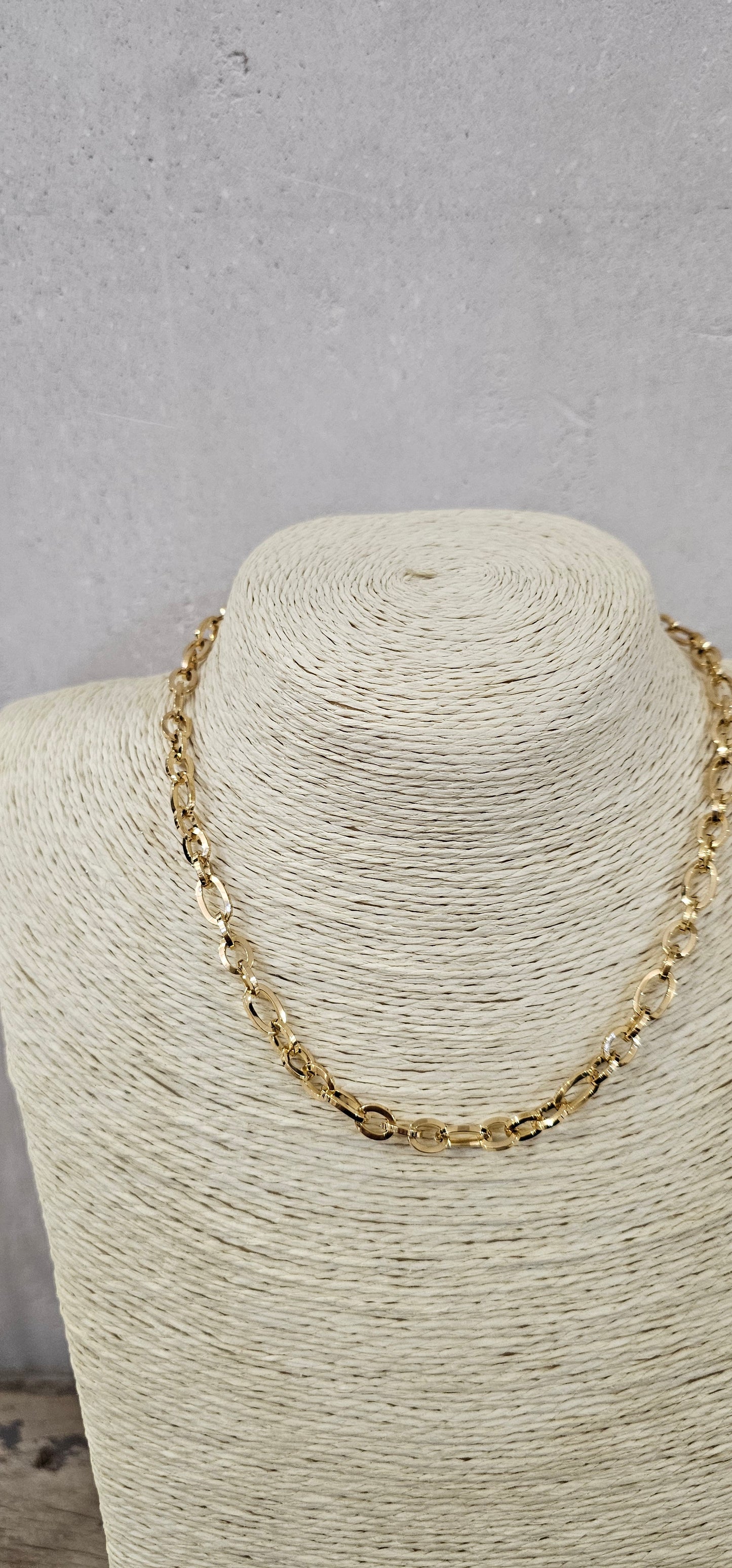 COLLAR ANILLA