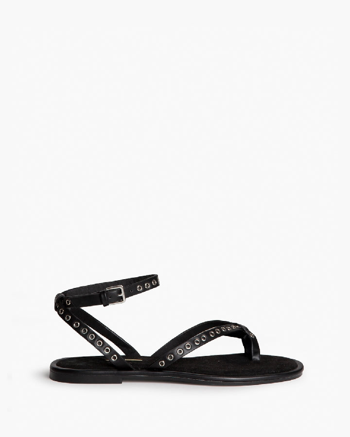 SANDALIA TACHAS NEGRO