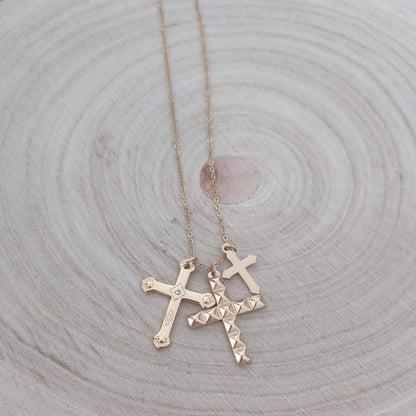 COLLAR TRES CRUCES DORADO