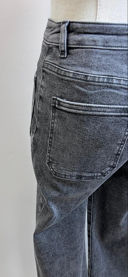 VAQUERO GRIS BOLSILLOS