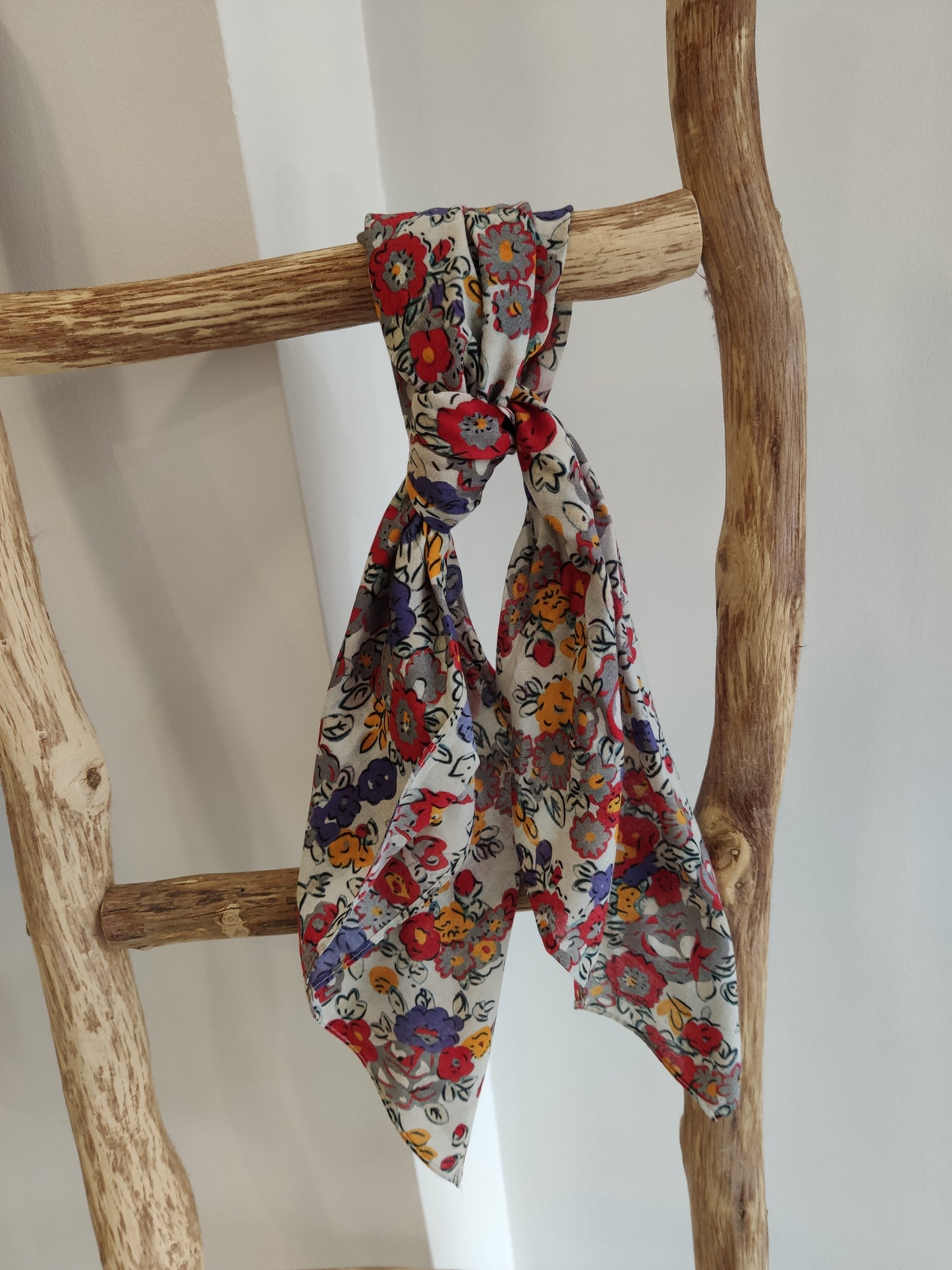 PAÑUELO FLORAL