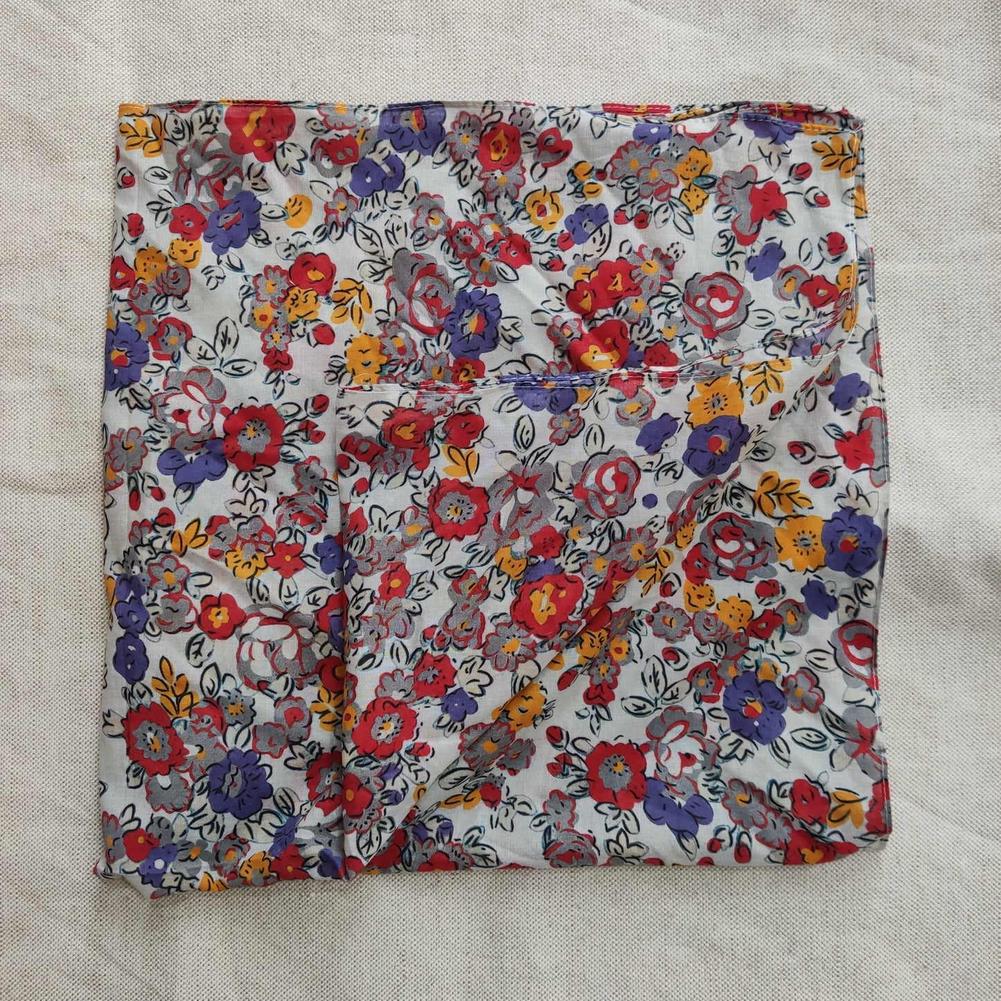 PAÑUELO FLORAL