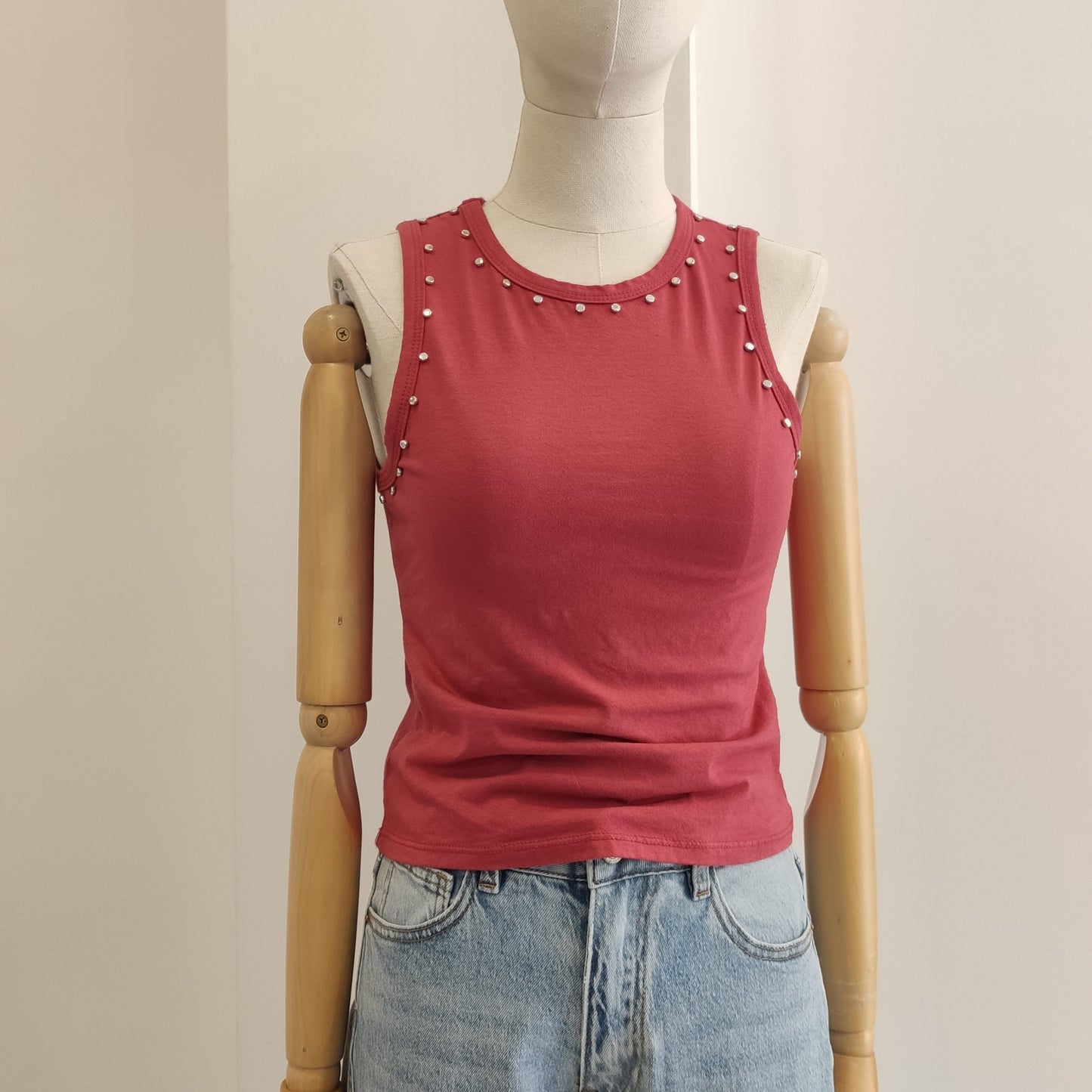 TOP BASIC RED