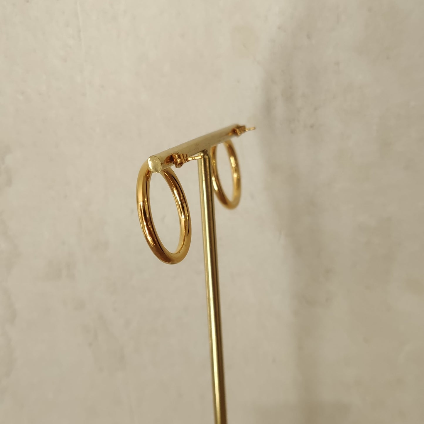PENDIENTE CÍRULO DORADO