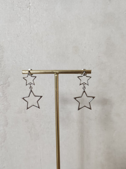 PENDIENTE DOBLE ESTRELLA PLATA