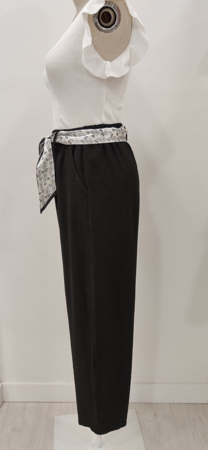PANTALÓN BARREL NEGRO