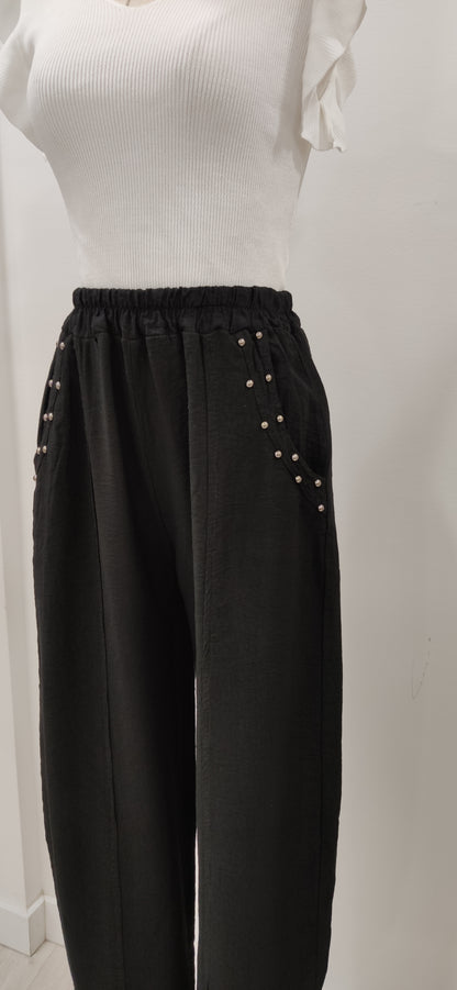 PANTALÓN BARREL TACHAS