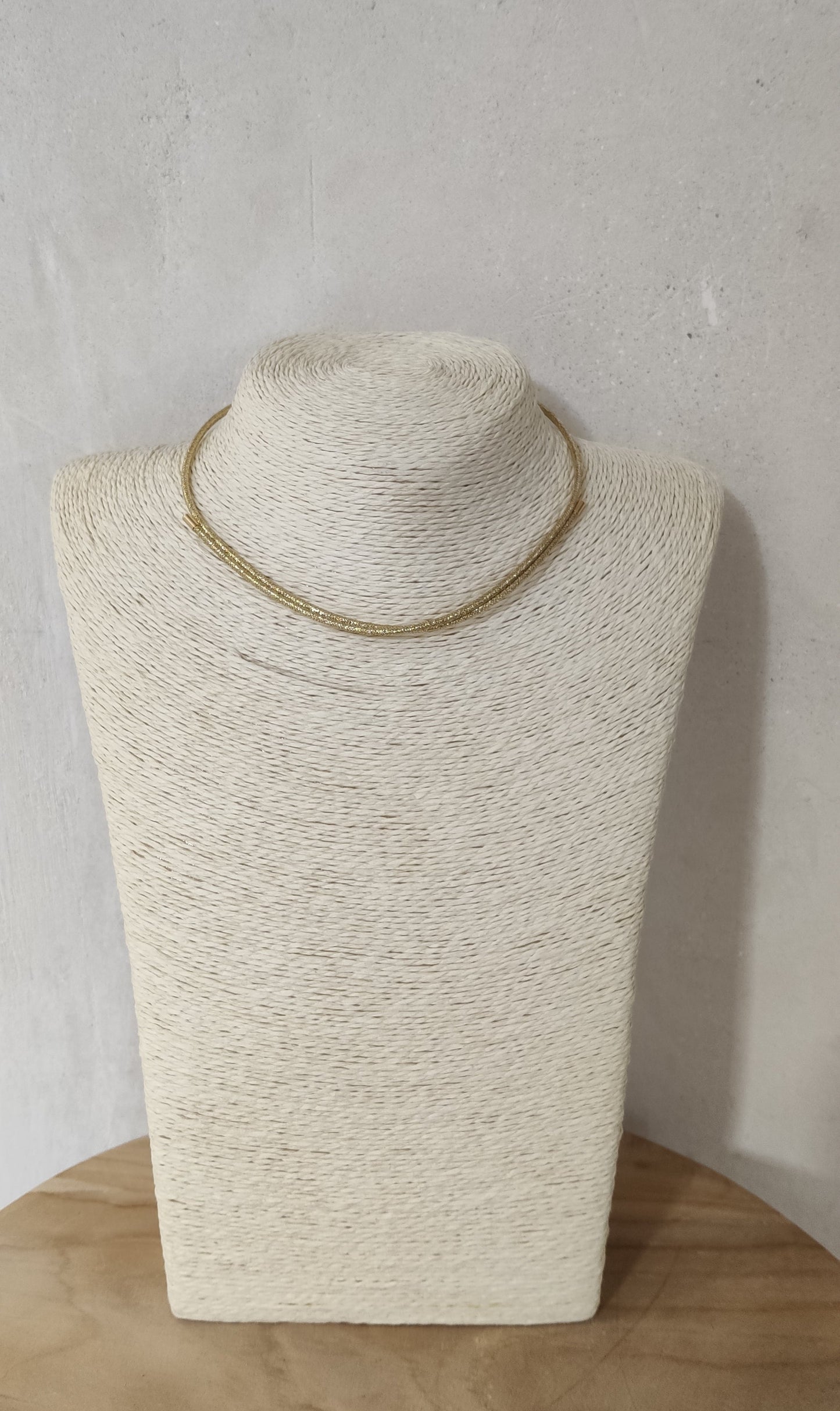 PULSERA IMÁN DORADO