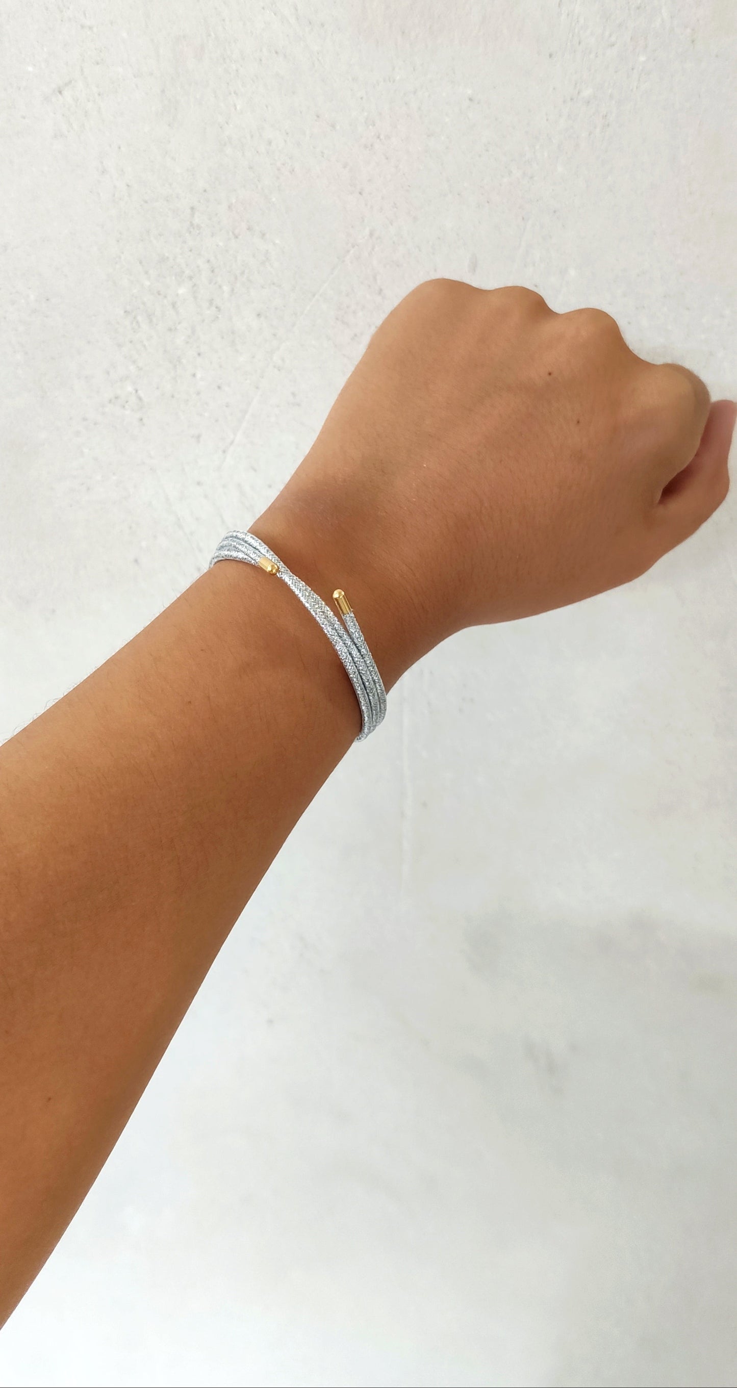 PULSERA IMÁN PLATA