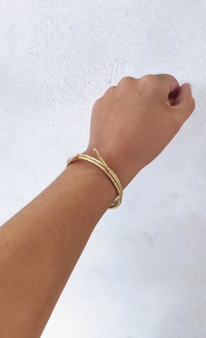 PULSERA IMÁN DORADO
