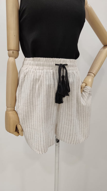 SHORT RAYAS