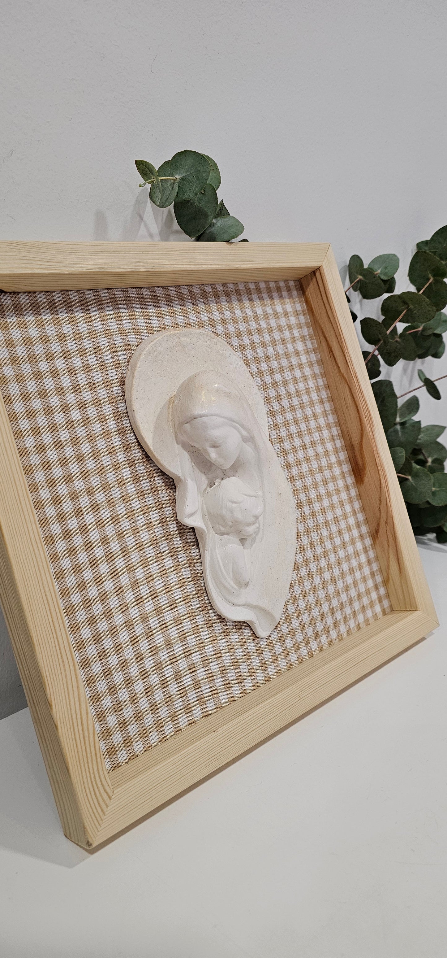 VIRGEN CON NIÑO VICHY