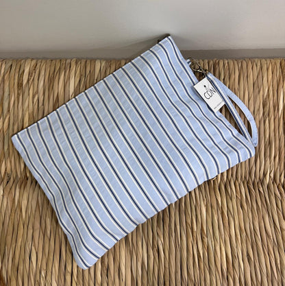 BOLSA Y NECESERES AZUL